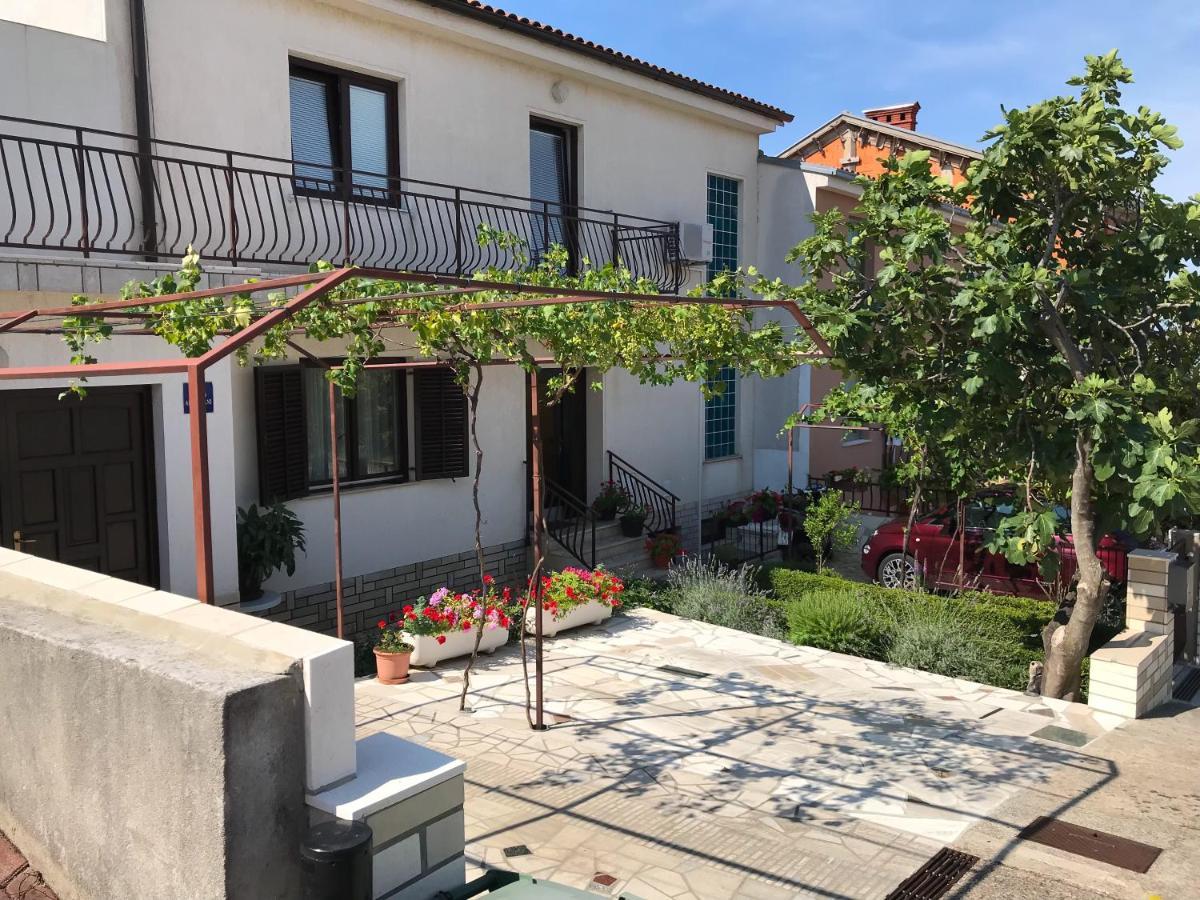 Apartman Antonia Crikvenica Exterior foto